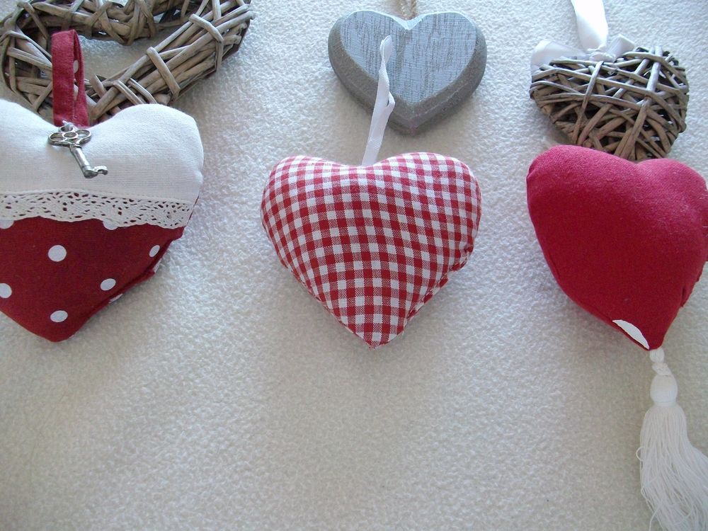 8 coeurs d&eacute;coratifs Décoration