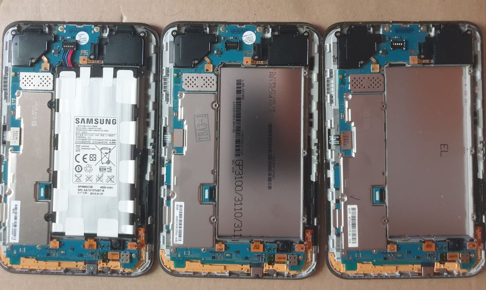 Lot tablettes pour pi&egrave;ces 10 Téléphones et tablettes
