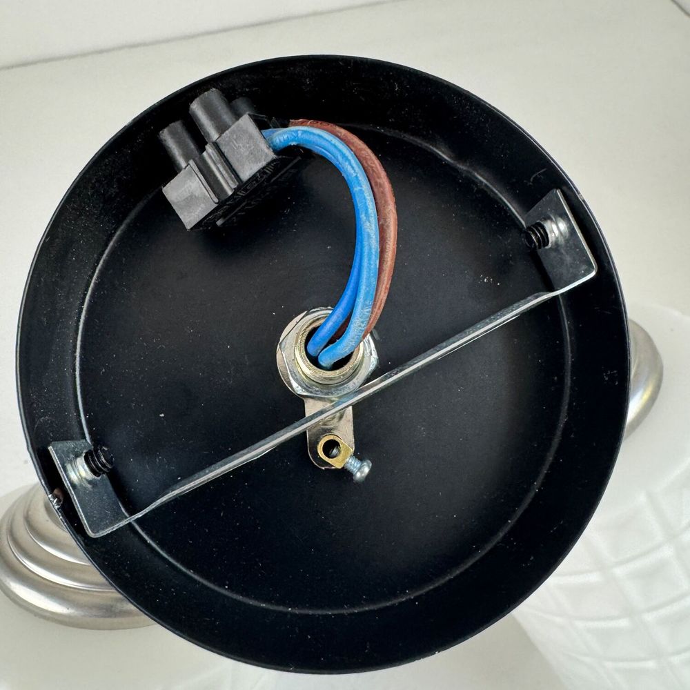 PAIRE D'ANCIENNES APPLIQUES DOUBLES 1950 EN OPALINE VINTAGE
Décoration