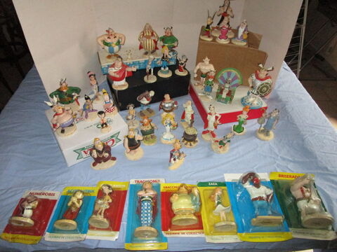  LOT  42  VIEILLES  FIGURINES  SERIE  ASTERIX OBELIX RESINE 150 Villepinte (93)