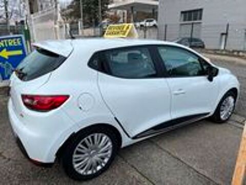 Clio IV dCi 90 eco2 90g Business 2015 occasion 42700 Firminy