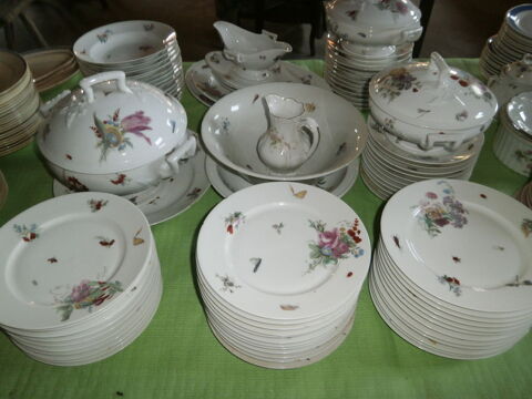 Service Porcelaine 82 pices 180 Saint-Clment (89)