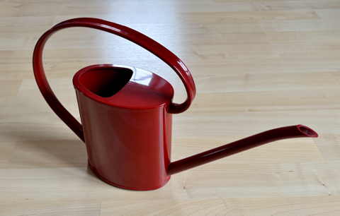 Arrosoir rouge neuf 12 Dracy-le-Fort (71)