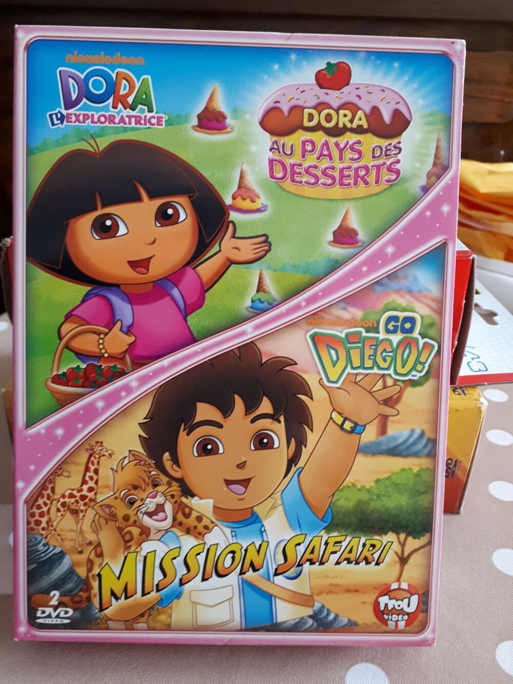 Coffret neuf 2 DVD enfants DORA et DIEGO - 5 euros DVD et blu-ray