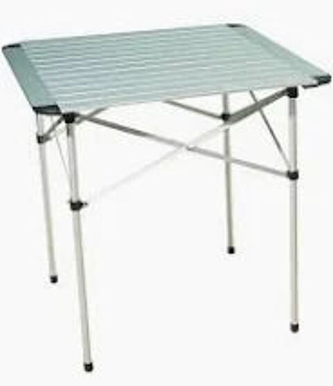 Table pour 4 personnes Gap less pliante en alu gris baya sun 45 Clisson (44)