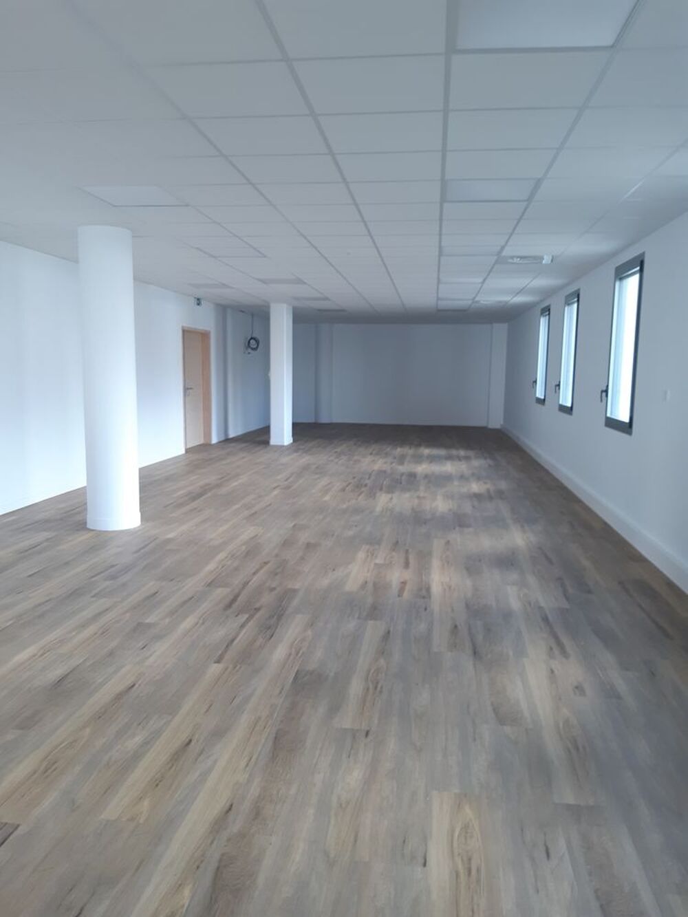   BUREAUX A LOUER - AMIENS SUD - de 110 m² à 246 m² environ Dury