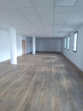  BUREAUX A LOUER - AMIENS SUD - de 110 m² à 246 m² environ Dury
