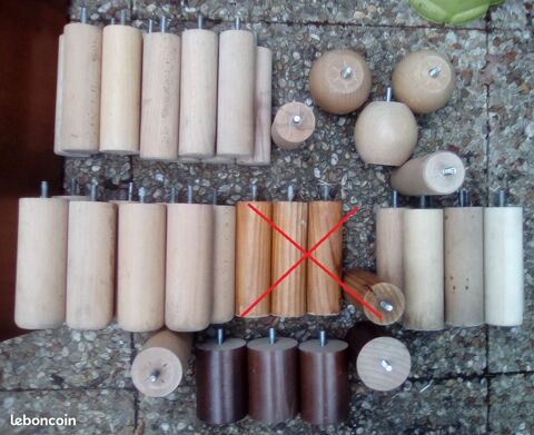 nombreux pieds d'ameublement en bois 8 Beauchamp (95)