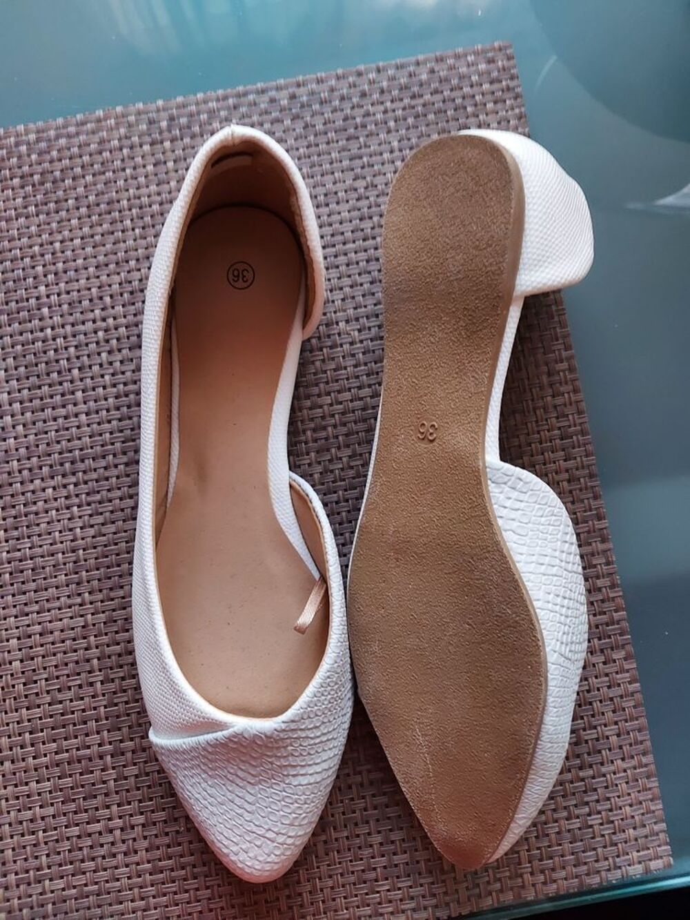 petite chaussures ouvertes Chaussures