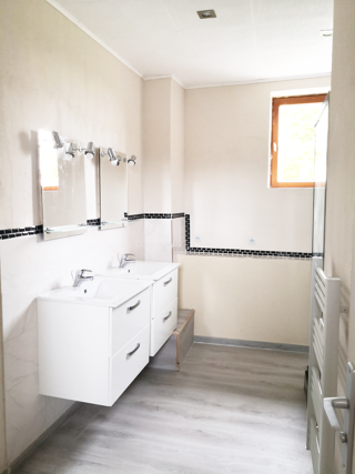  Appartement � louer 4 pi�ces 75 m� 