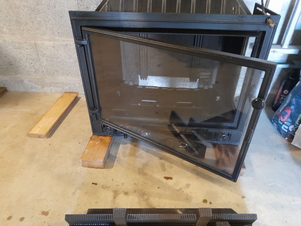 Insert &agrave; bois Bricolage