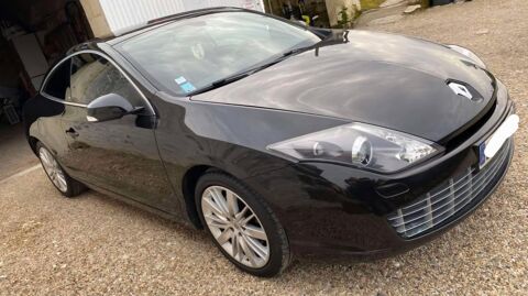 Renault laguna iii coupe Laguna Coupé 2.0 dCi 180 400 Nm F
