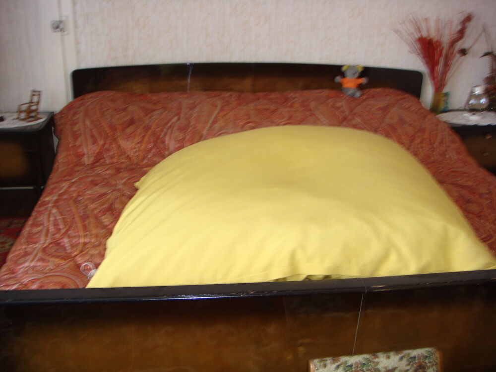 CHAMBRE A COUCHER COMPLETE Meubles