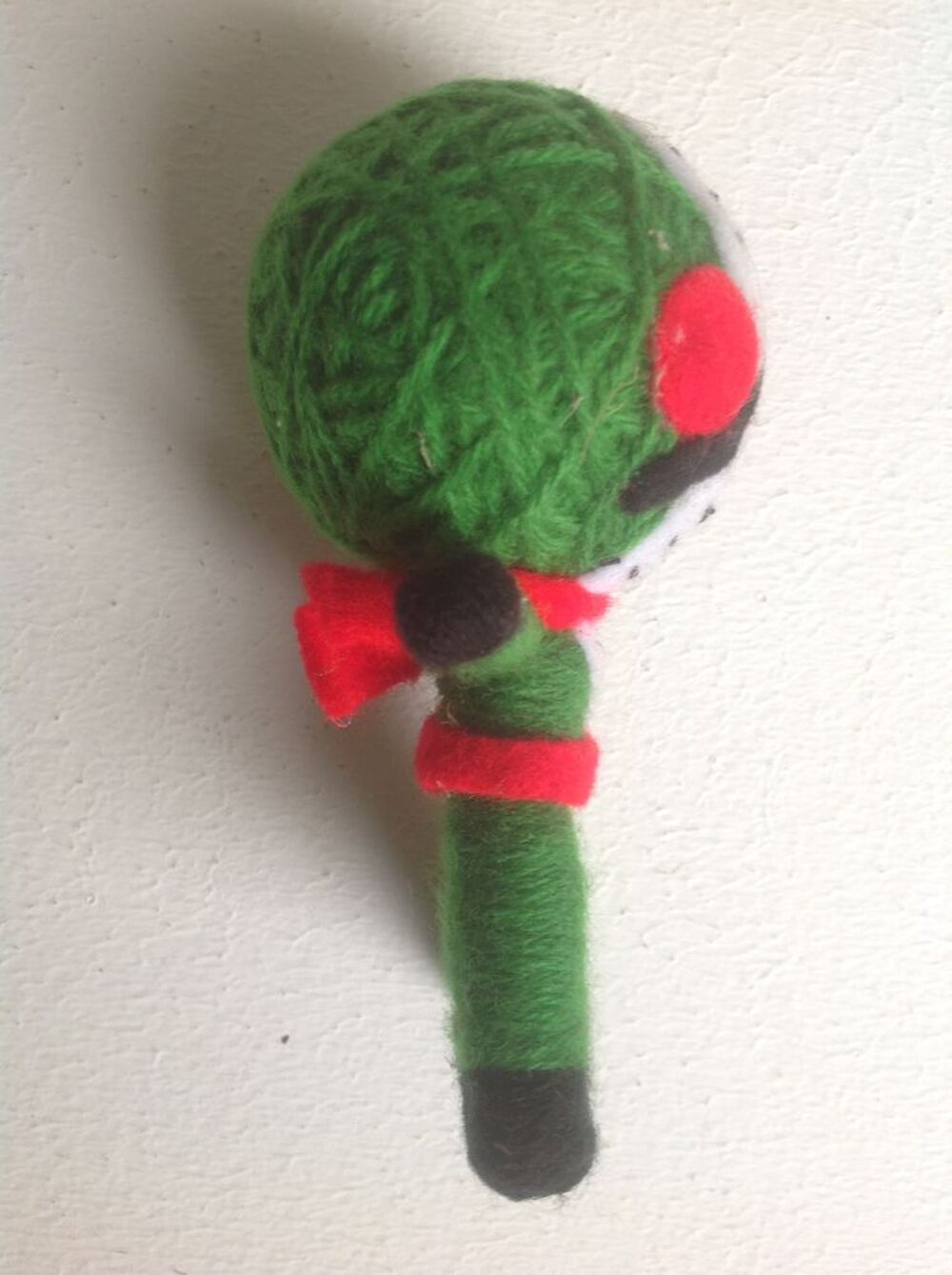 NINJA DOO DOLLS VERT YEUX ROUGES Envoi possible
Jeux / jouets