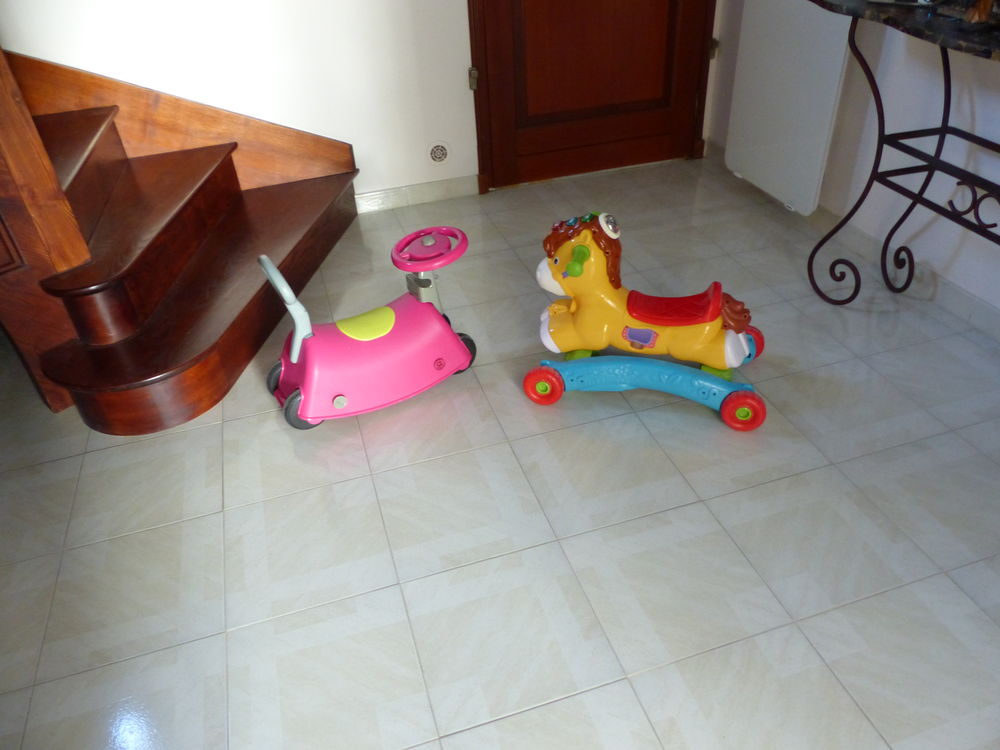 Jouets pour enfants Jeux / jouets