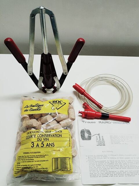 Boucheuse et tireuse � vin 30 Marignane (13)