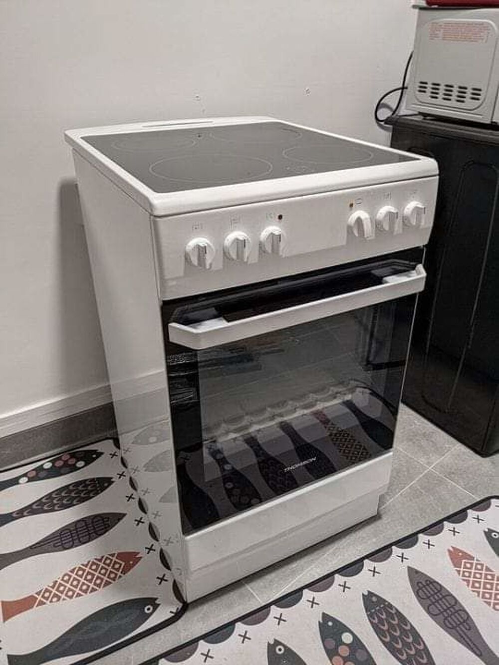 Cuisiniere 4 feux vitroc&eacute;ramique Electroménager