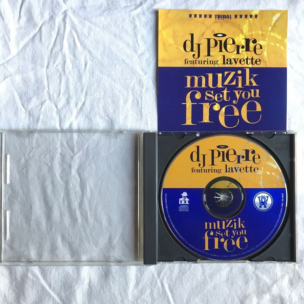CD DJ Pierre Featuring Lavette - Muzik Set You Free CD et vinyles