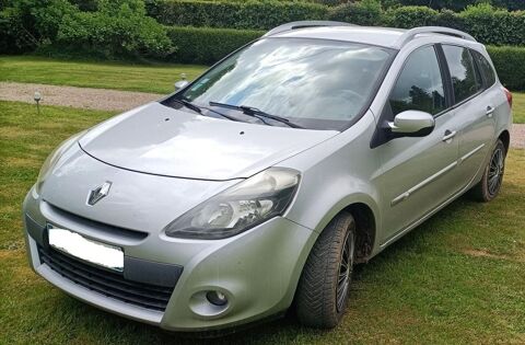 Renault Clio III Estate Clio Estate III dCi 90 eco2 Dynamique TomTom Euro 5 2011 occasion Saint-Aubin-de-Scellon 27230