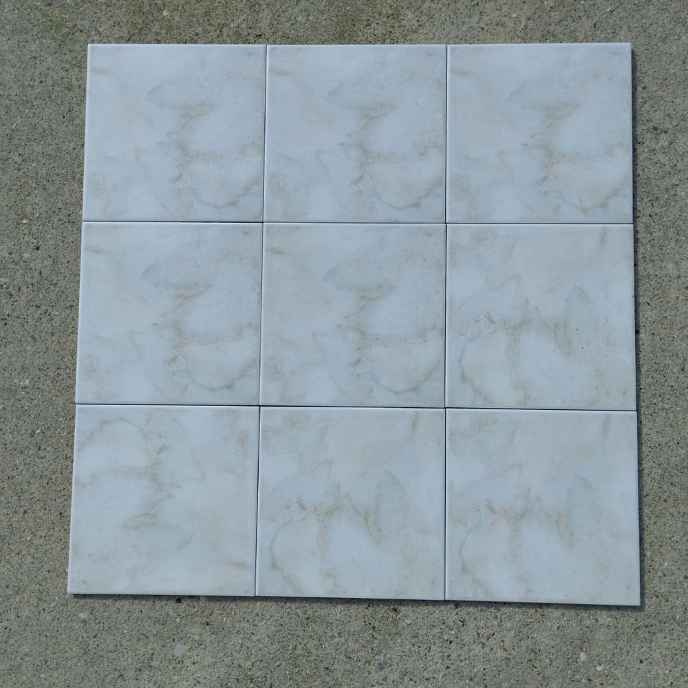 Carrelage marbr&eacute; 20/20 
Bricolage