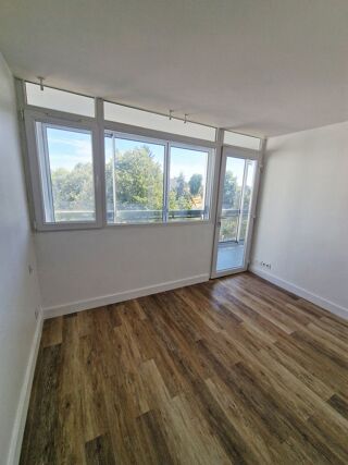  Appartement à vendre 4 pièces 83 m²