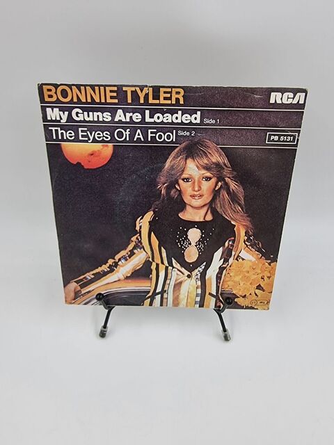 Vinyle 45 tours Bonnie Tyler : My Guns Are Loaded / The Eyes 2 Vulbens (74)