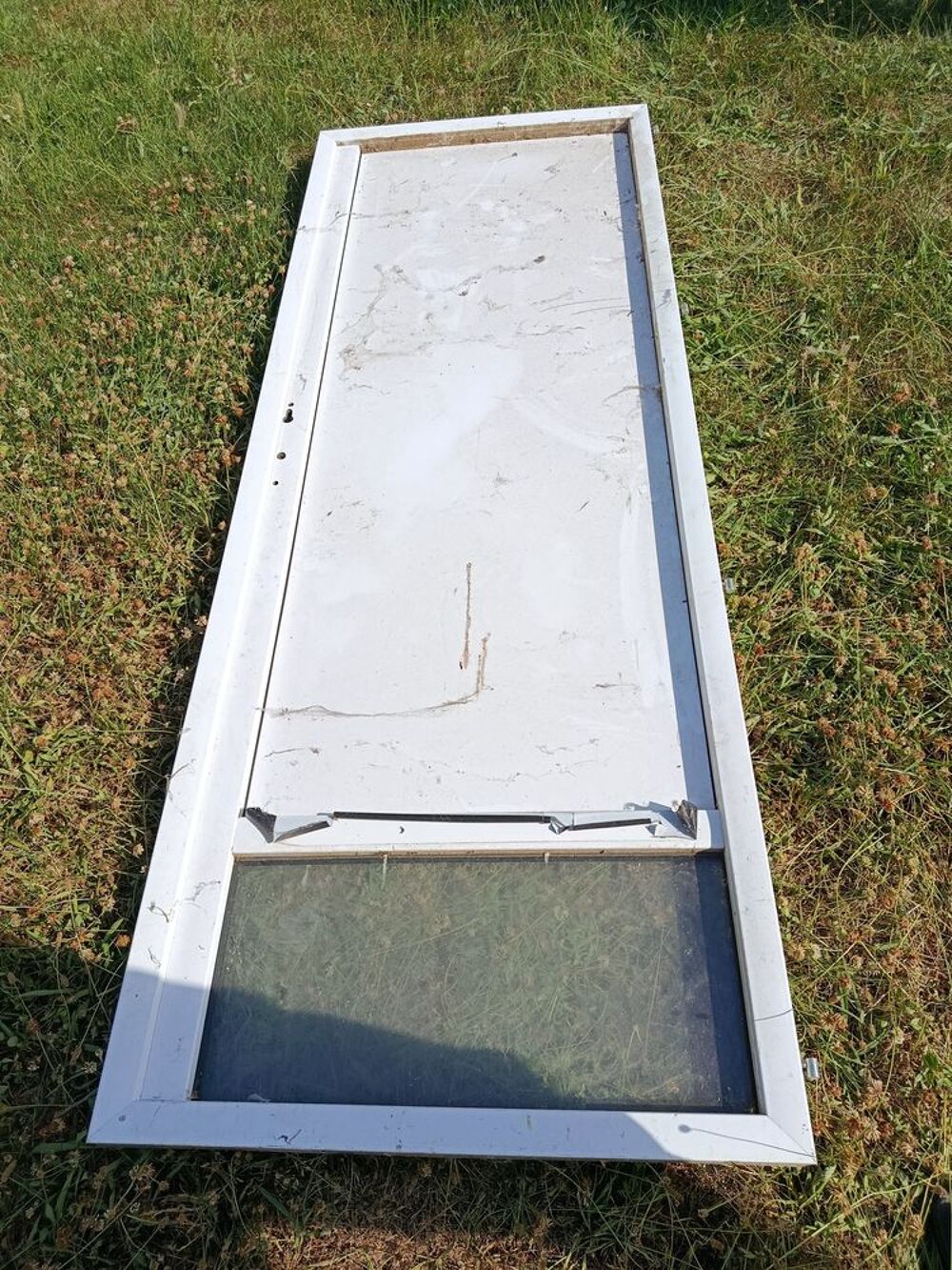 Porte d'entr&eacute;e en aluminium peinte Bricolage