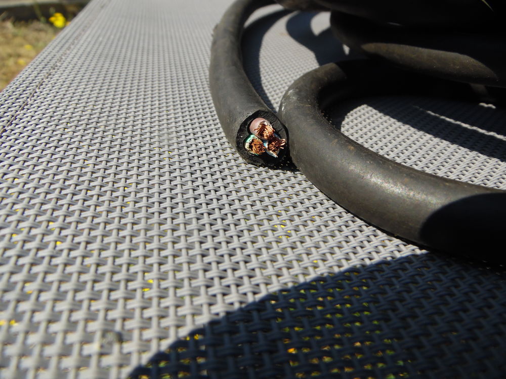 Cable &eacute;lectrique souple 11.20ml Bricolage