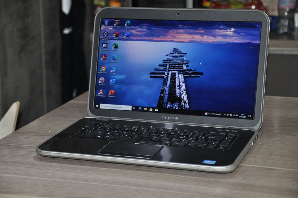 Dell Inspiron 5520 de 15,6 pouces Matériel informatique
