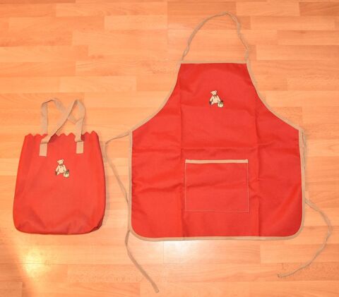 NEUF. Tablier et son petit sac pour enfant. NEUF
6 Gujan-Mestras (33)