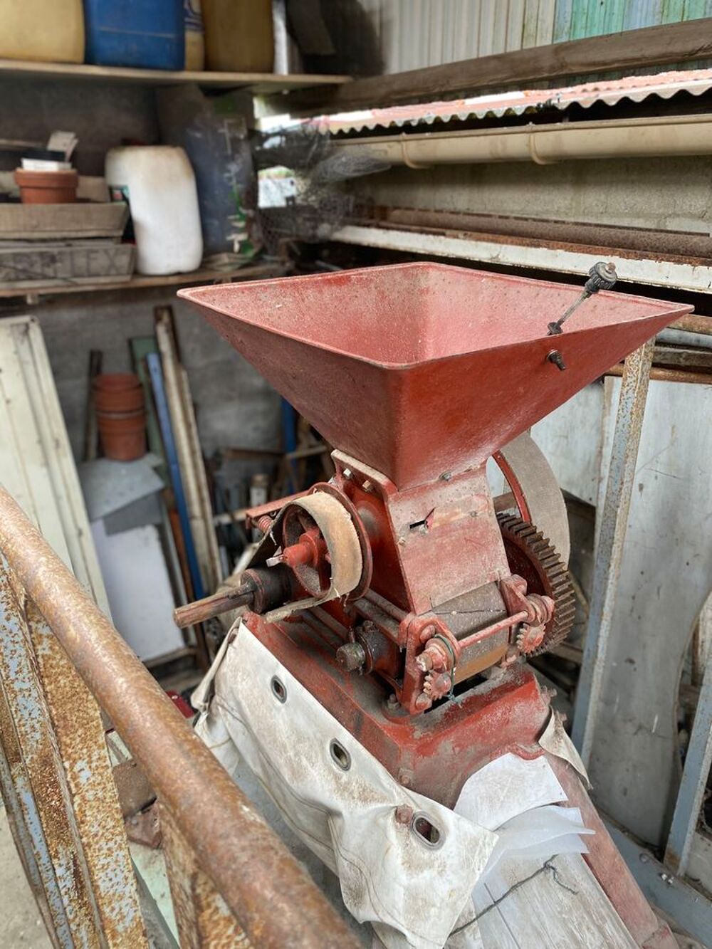 APLATISSEUR &Agrave; GRAIN Jardin