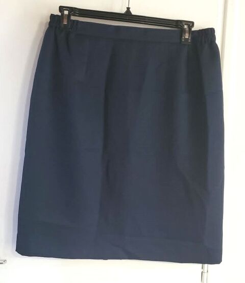 JUPE BLEU MARINE GAZOU T52 3 Bubry (56)