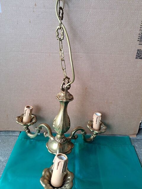 lustre en bronze doré Bordeaux (77)