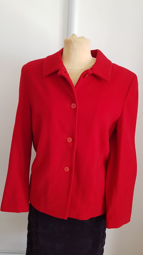 Veste 80 % laine Taille 42 (état neuf) 14 Saint-Martin-le-Beau (37)