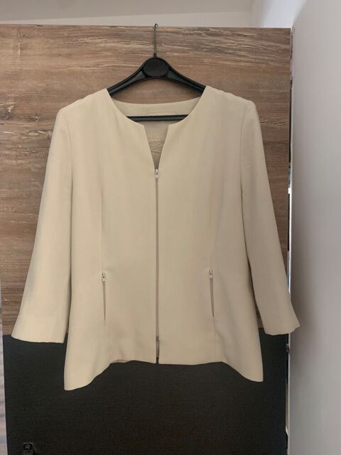 Veste d' été femme     Carolina Merino    10 Saleilles (66)