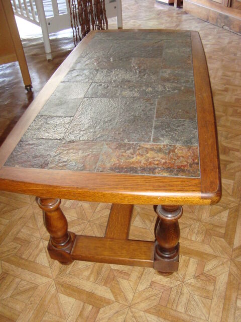 Tables de salon en bois 24 Villev�que (49)