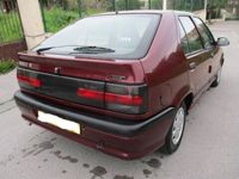 R19 19 1.8 RT 1994 occasion 06600 Antibes