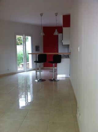  Appartement à louer 2 pièces 60 m² Grabels