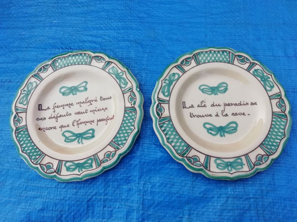 VINTAGE 4 assiettes &agrave; dessert avec maxime &eacute;crite Décoration