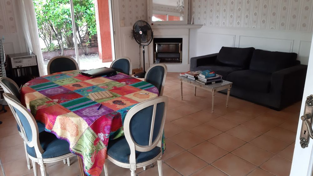   VILLA 12 P / 5 ch 300 m mer à argelès sur mer Vacances  / Offres de location 