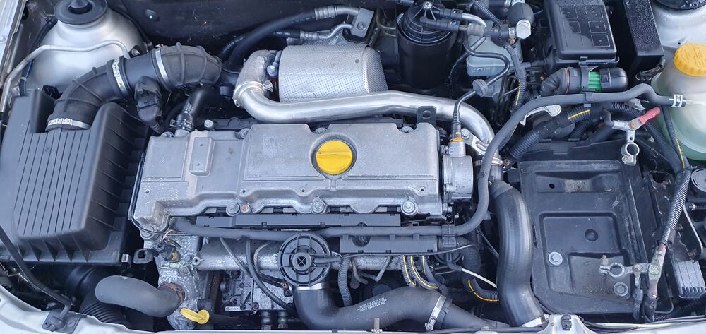 Astra 2.0 DTI 16V Comfort 2000 occasion 38300 Succieu