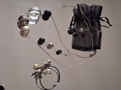 Parure neuve en perles nacr�es-argent�es-bleu nuit iris� Ch�tenay-Malabry (92)