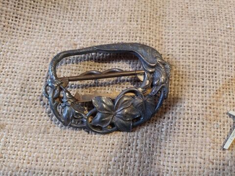 Ancienne Boucle de Ceinture Métal Argenté Art Nouveau. 35 Loches (37)
