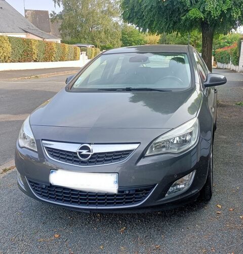 Opel astra 1.4 Turbo 140 ch Cosmo