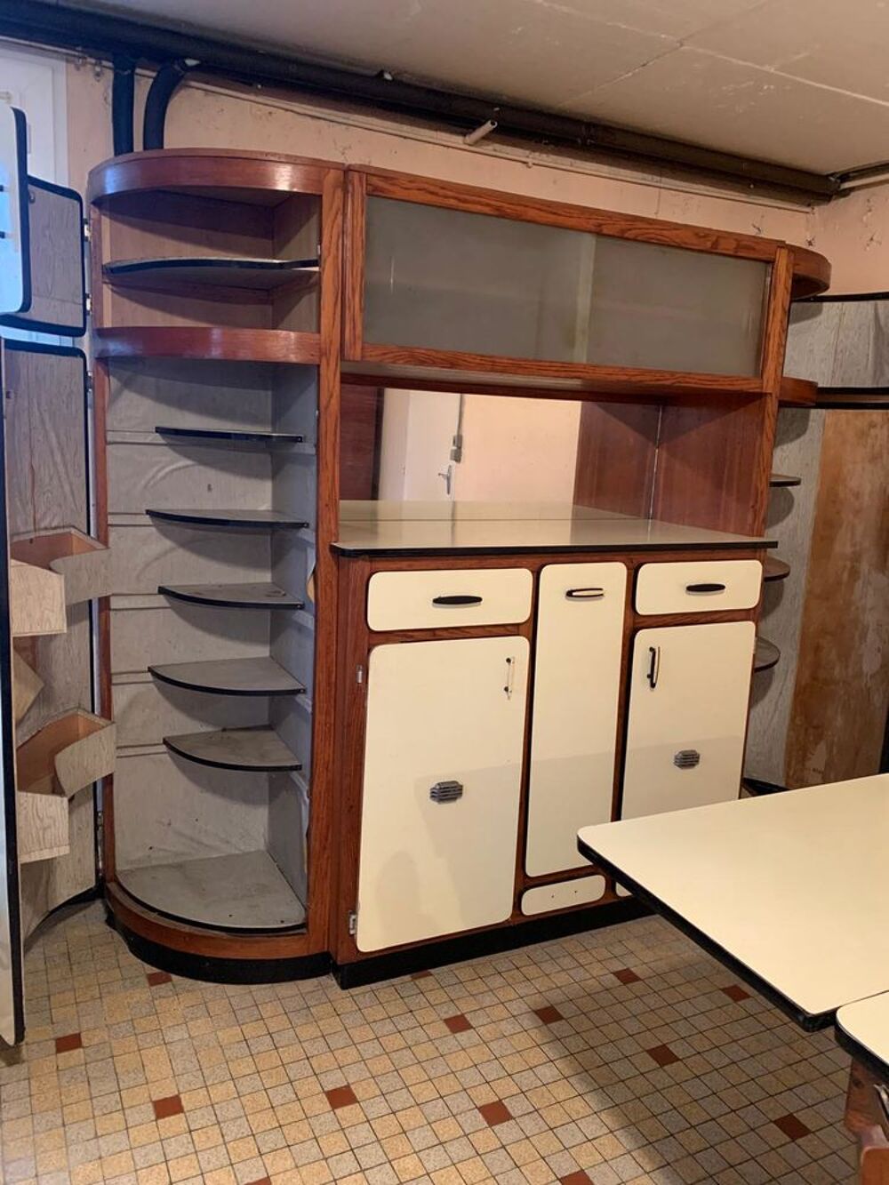 salle &agrave; manger vintage Meubles
