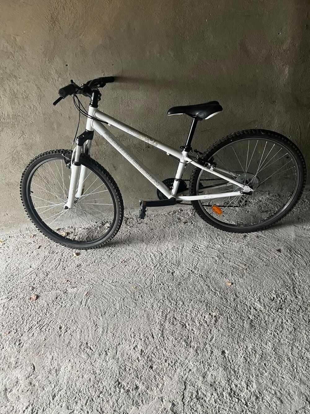 vtt blanc taille s pour enfant ou adulte Vélos