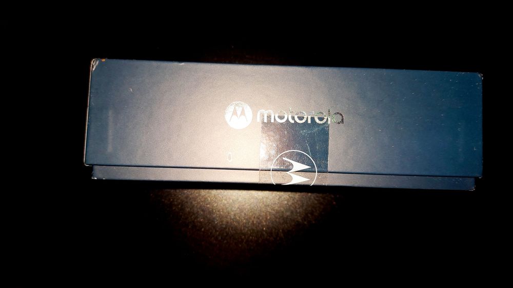 d'un t&eacute;l&eacute;phone Motorola edge 20 Lite tout neuf Téléphones et tablettes