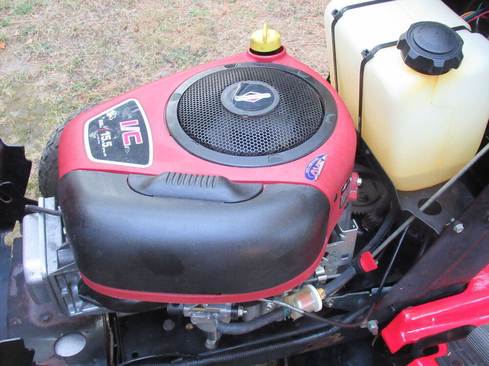 tracteur tondeuse moteur Briggs et Stratton 15.5 cv Jardin