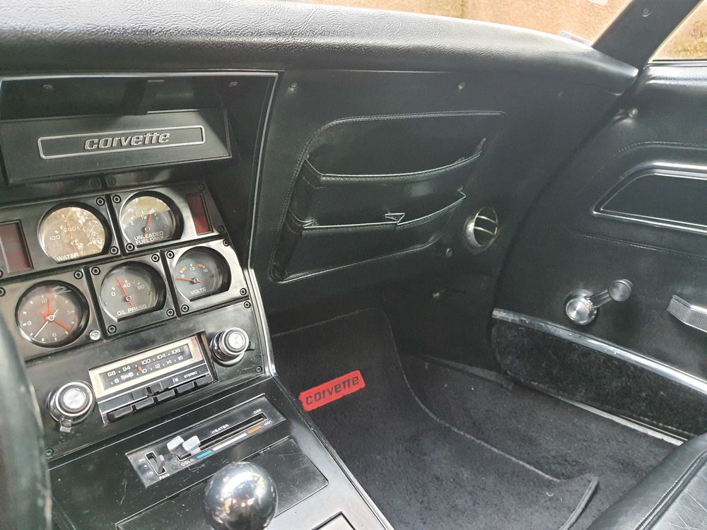 Corvette Coup&eacute; 1977 occasion 31330 Le Burgaud