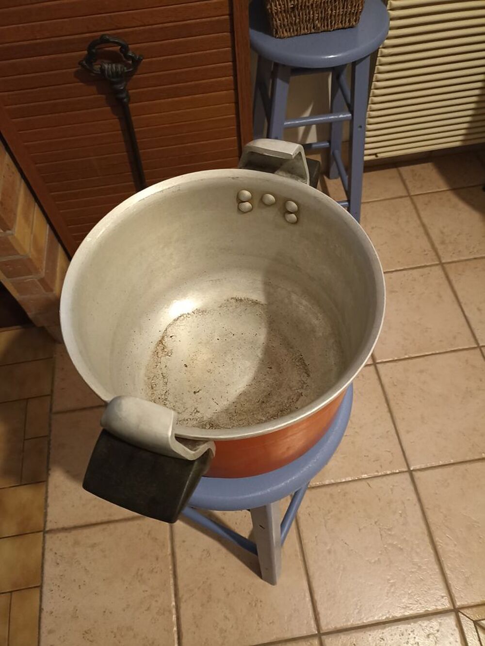 Cocotte minute SEB 8 litres
Electroménager